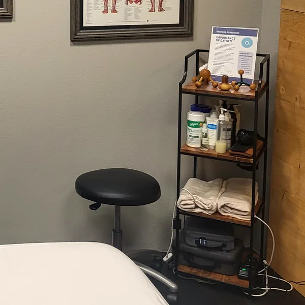 Trigger point therapy applied to the upper back in Lake Mary, FL